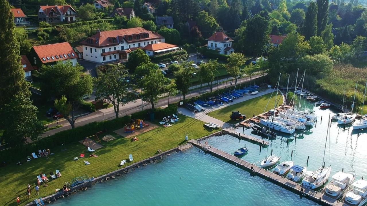 Aquilo Hotel Panoráma Tihany Exterior foto