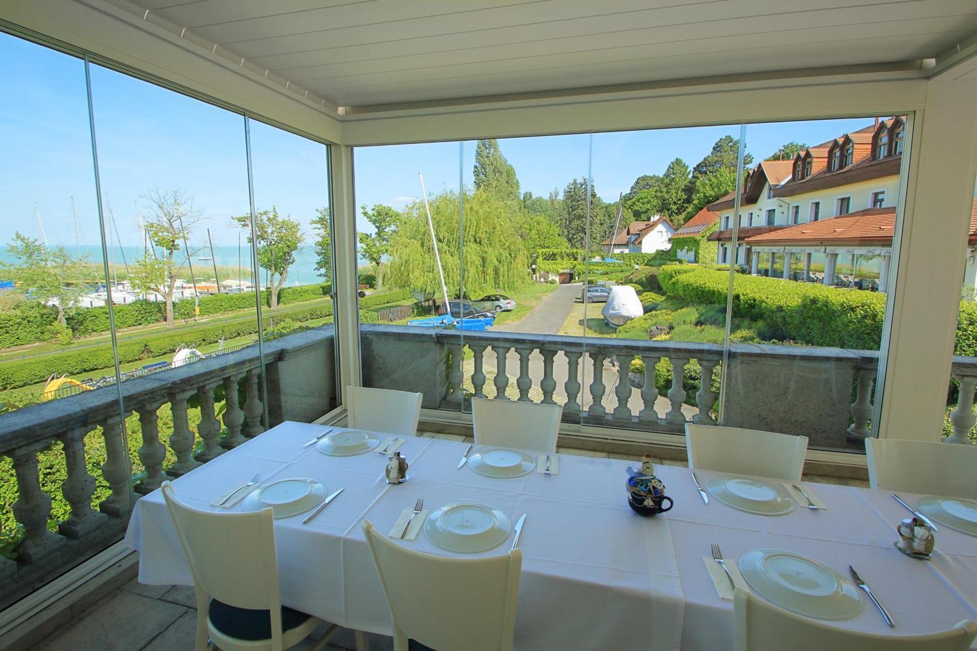 Aquilo Hotel Panoráma Tihany Quarto foto